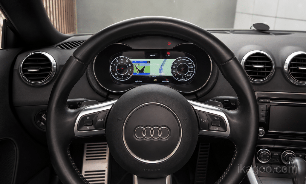 Résultat final de l'installation du combiné d'instruments numérique Audi TT 8J