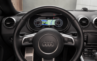 Résultat final de l'installation du combiné d'instruments numérique Audi TT 8J